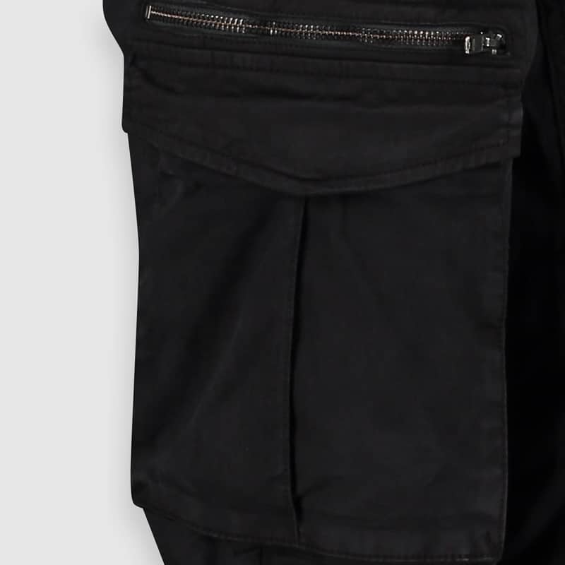 Cargo Pants Black Side Pocket Detail
